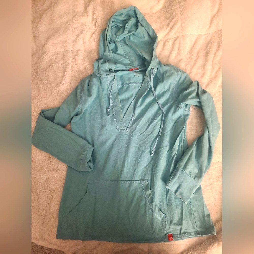 Lightweight North Face hoodie